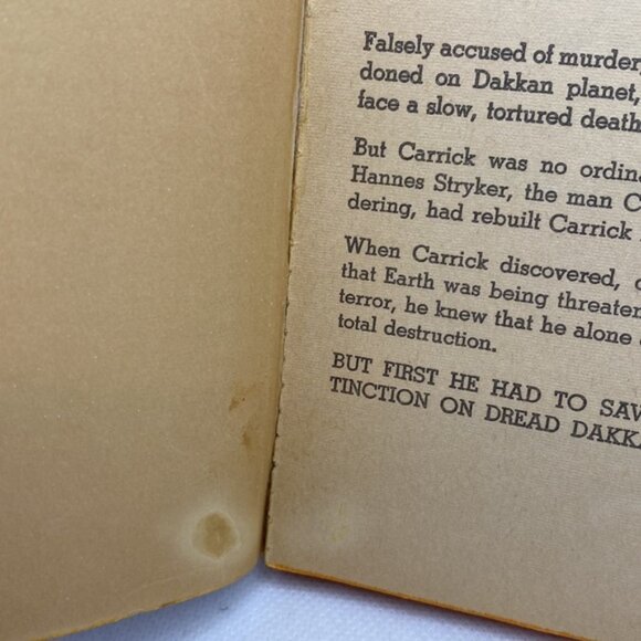 Escape Across The Cosmos by Gardner Fox Vintage Science Fiction 1968 Book - Picture 7 of 16